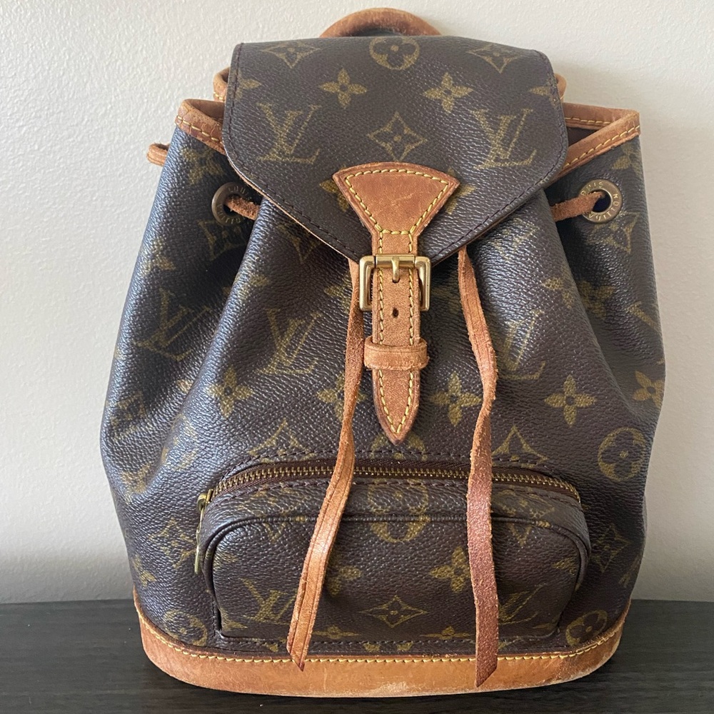 LOUIS VUITTON Montsouris Mini Backpack - Monogram Canvas